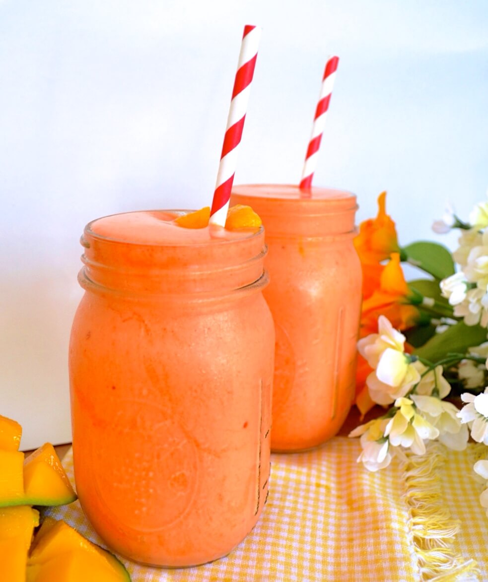 MangoBanana Smoothie Sincerely Katerina